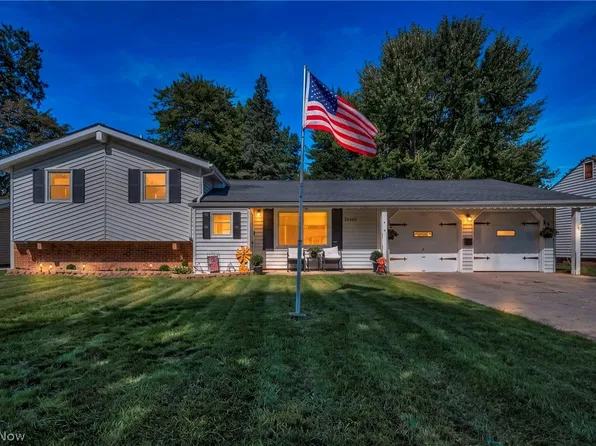 26940 Westwood Ln, Olmsted Township, OH 44138