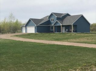 48228 Gull Ave, Rush City, MN 55069