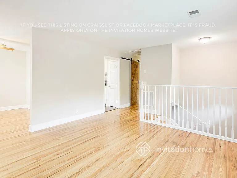 631 Truxton Ct — Photo 5