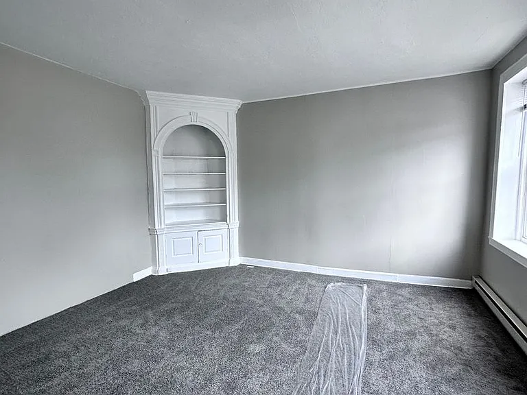 302-308 W Main St — Photo 13