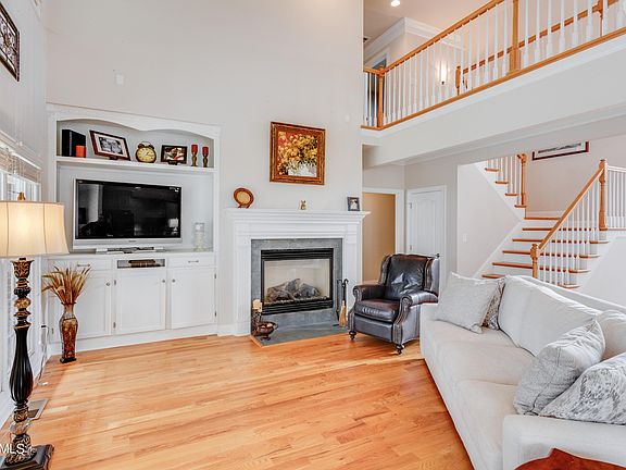 4th image of 1123 Appaloosa Way