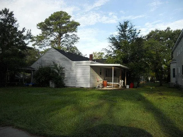 3 bed, 1250 sqft, $2,000 — Photo 2