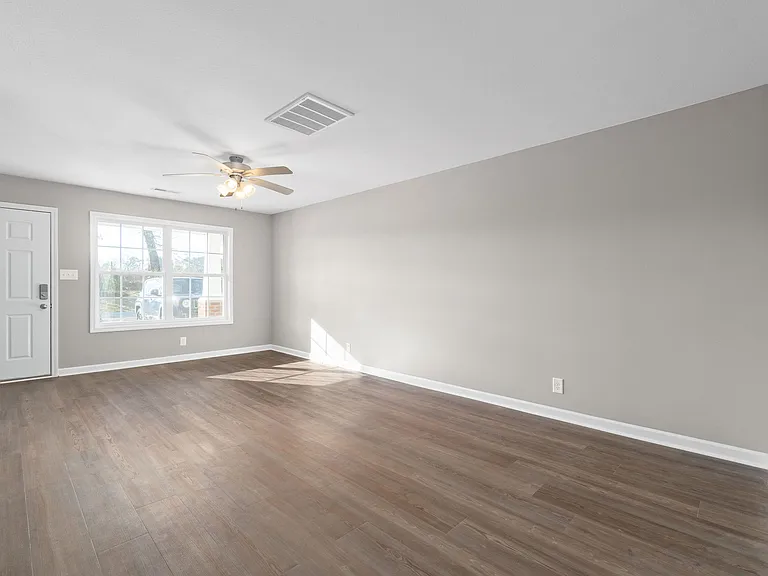 955 Big Sky Dr #H — Photo 5