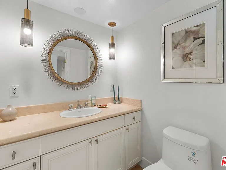 11842 Darlington Ave #201 — Photo 24