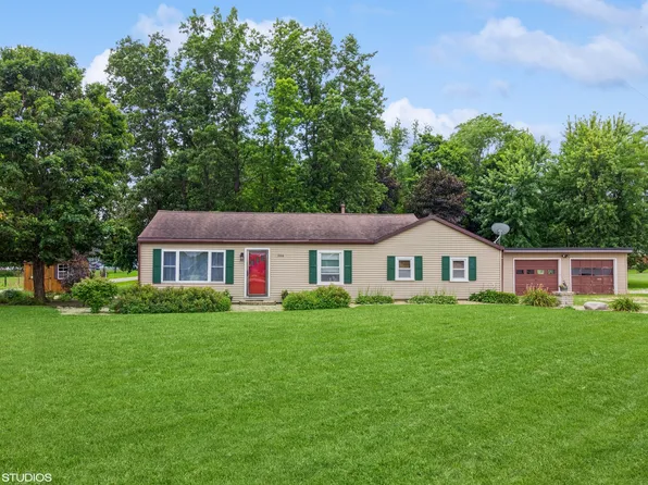 304 Peoria Ottawa Rd, Tonica, IL 61370