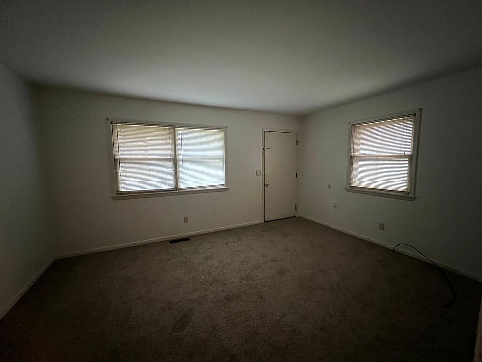 2nd image of 708 Indiana Ave #708