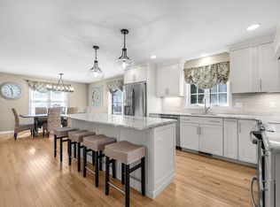 40 Sea Tower Dr, Bridgewater, MA 02324