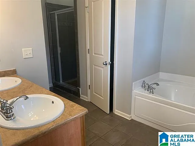 2074 Ross Park Way — Photo 7