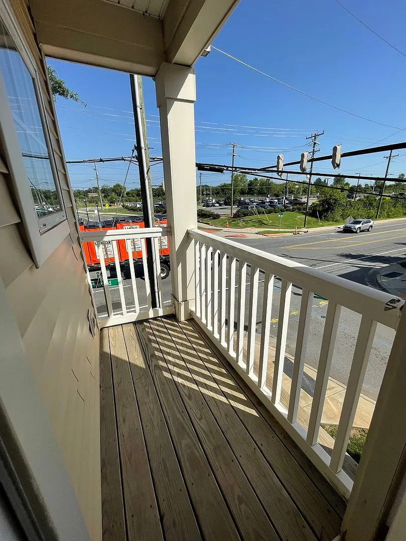 2BR Townhome w/ Deeded Parking, In-Unit W/D, Patio in Optimist Park — Photo 2
