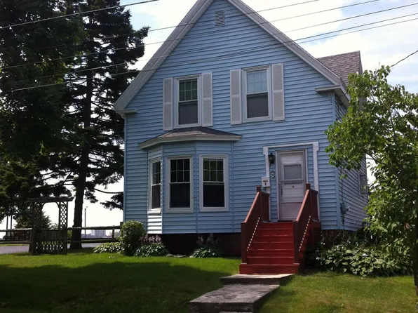8 Front St, Portland, ME 04103