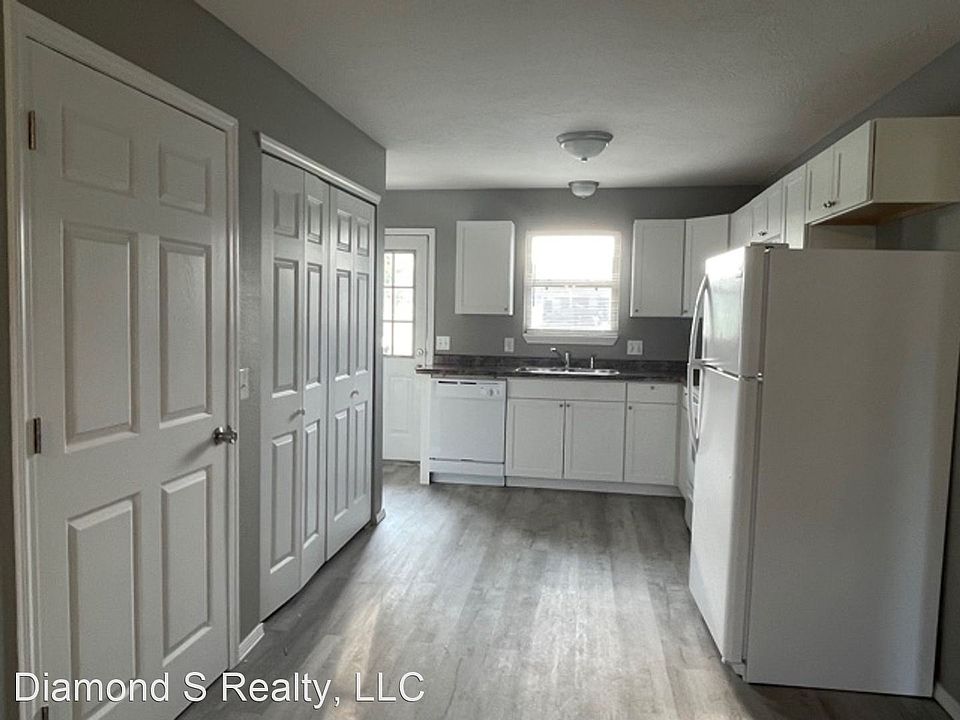 1st image of 5424 S Hutchinson Ave #11837982