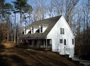 8627 Davenport Rd, Gloucester, VA 23061