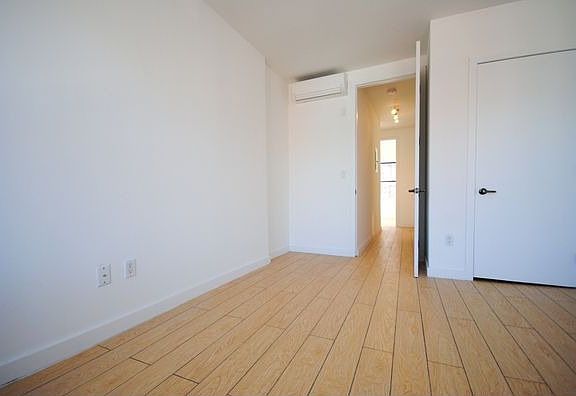 5th image of 365 Columbia St APT 4
