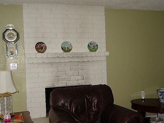 5th image of 10102 Newdale Dr