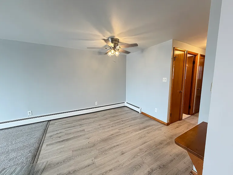 406 Joe McCarthy Dr #3 — Photo 6