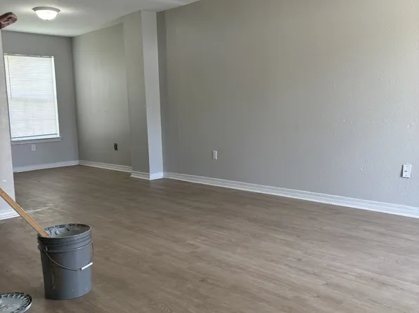 14409 Whitney Dr, Gulfport, MS 39503