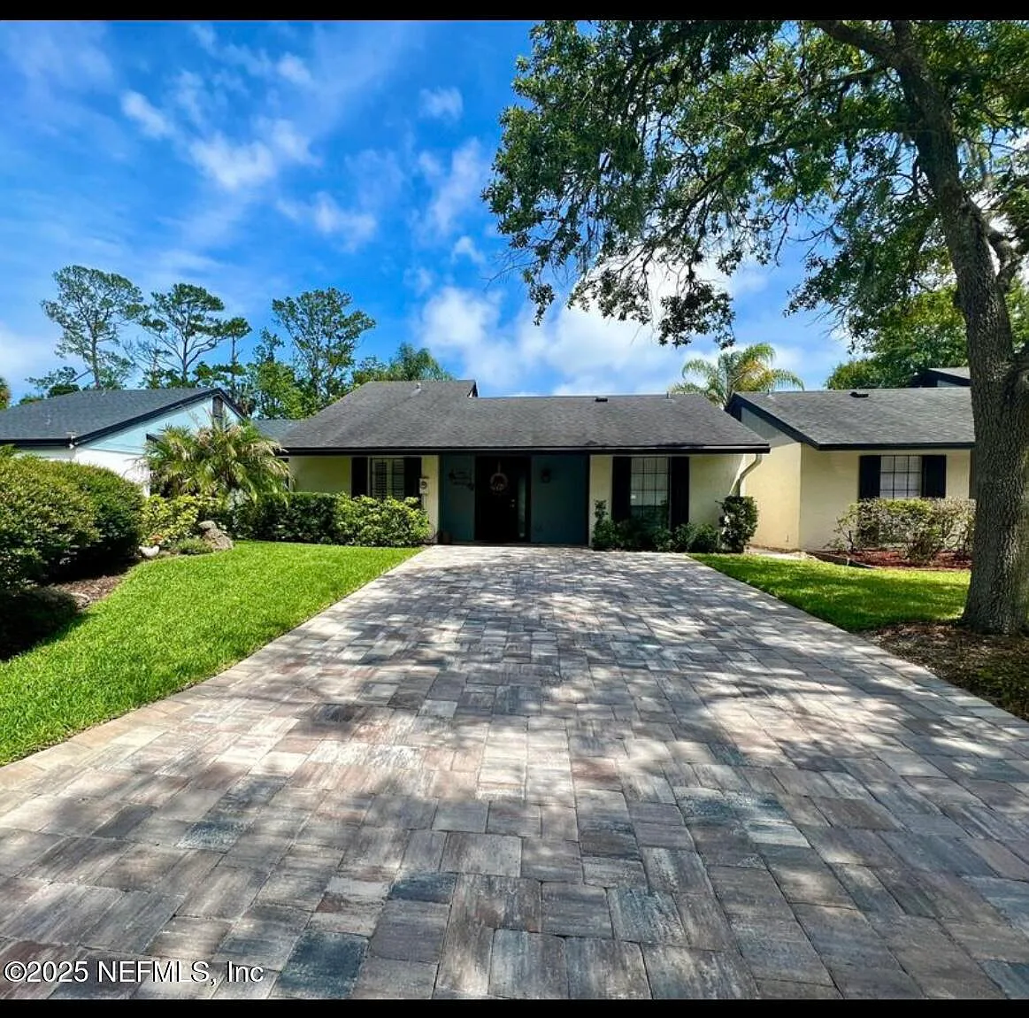 2 bed, 2.0 bath, 1079 sqft, $3,100 — Photo 1
