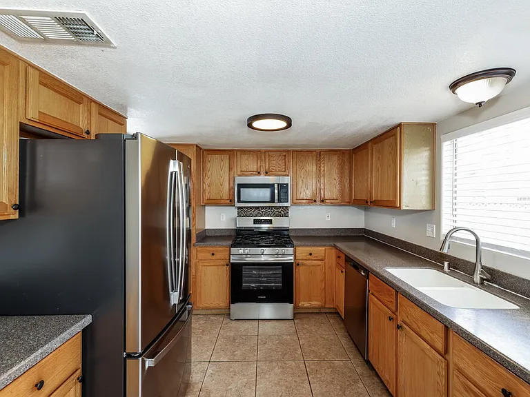 5775 Canyon Oak Cir — Photo 7