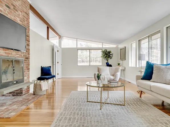 22 Partridge Rd, Lexington, MA 02420