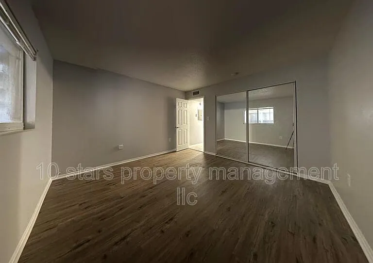 4725 39th Ave N #101 — Photo 14