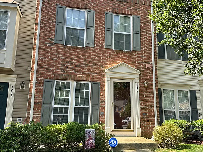 2077 Stargrass Ct — Photo 1