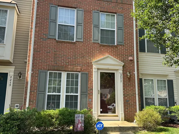 2077 Stargrass Ct, Woodbridge, VA 22192