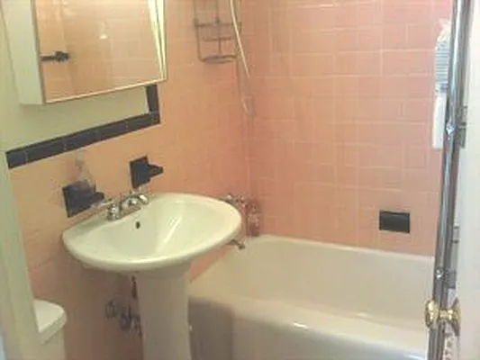 Rented by New York Residence | media 62