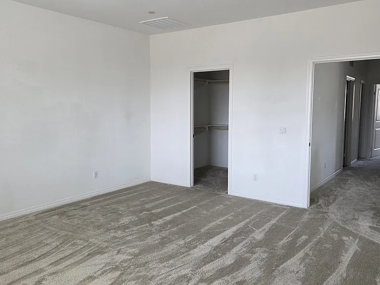 15946 Lasselle St #1 — Photo 33