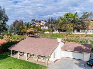 14200 Harvey Ln, Riverside, CA 92503