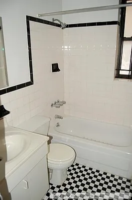 Rented by Bond New York | media 7