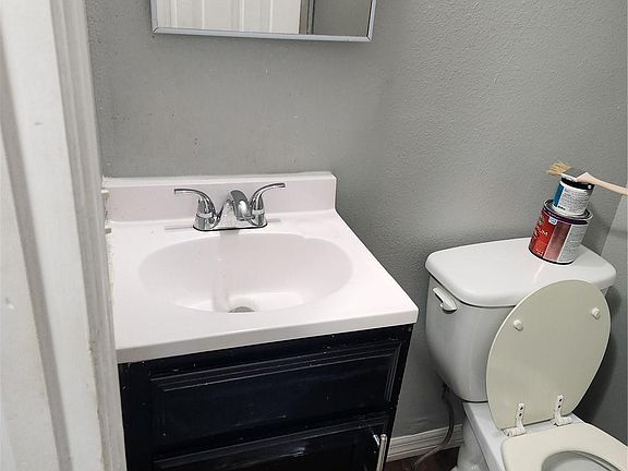 5th image of 5901 Bryce Ln #5934