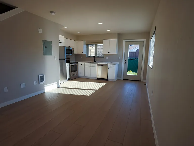 Waverly Townhomes — Photo 30