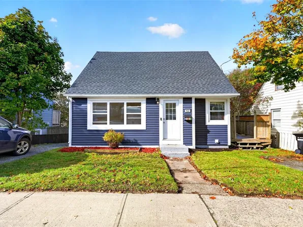 122 Empire Avenue, St. John's, NL A1C3G3
