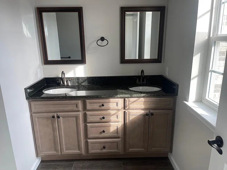 115 Delano Dr — Photo 11