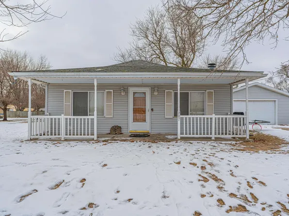 707 NE 1st St, Atlanta, IL 61723