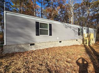 8 Linda Ln, Ellijay, GA 30540