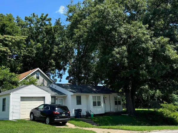 310 South St, Burlington, IA 52601