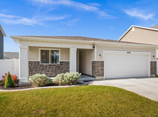 3528 S Finch St, Syracuse, UT 84075