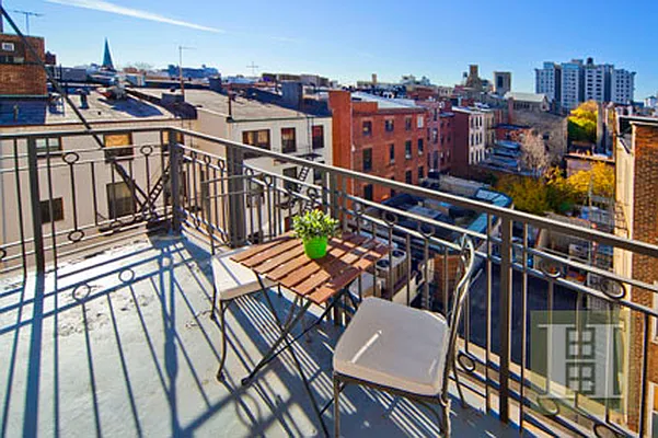 Rented by Halstead Real Estate | media 40