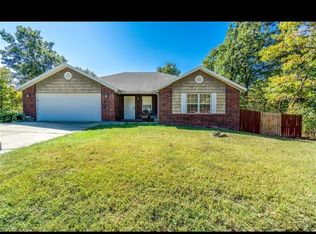 1 Sandy Ln, Bella Vista, AR 72714