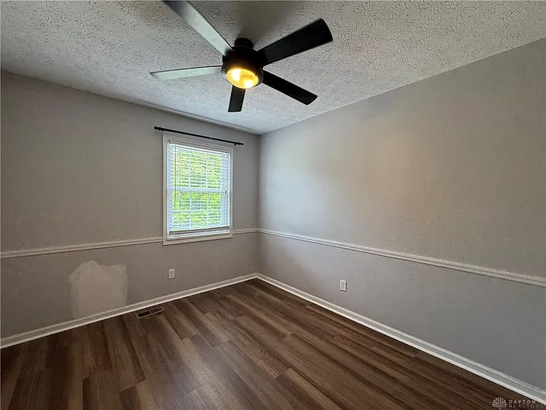 1014 Millerton Dr — Photo 20