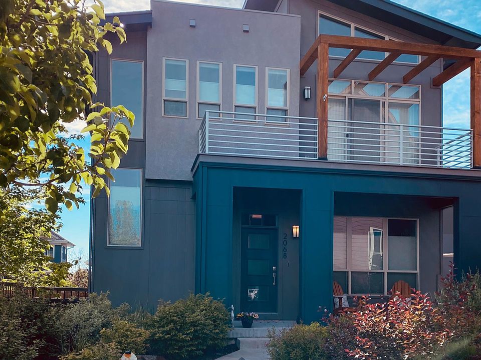 1st image of 2068 Trenton St