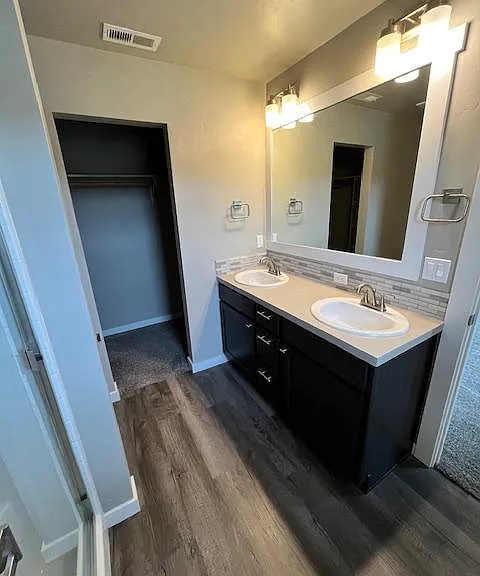 5728 W Stadium Ln — Photo 22