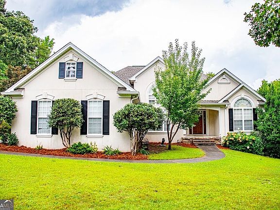 4th image of 7046 Tara Dr