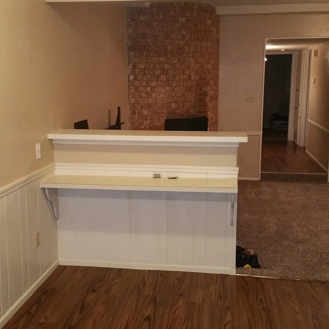 2 bed, 1050 sqft, $795 — Photo 2