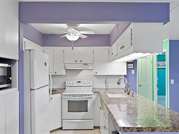 4th image of 2788 45th St S