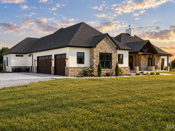 3150 Dyer Rd, O'Fallon, MO 63366