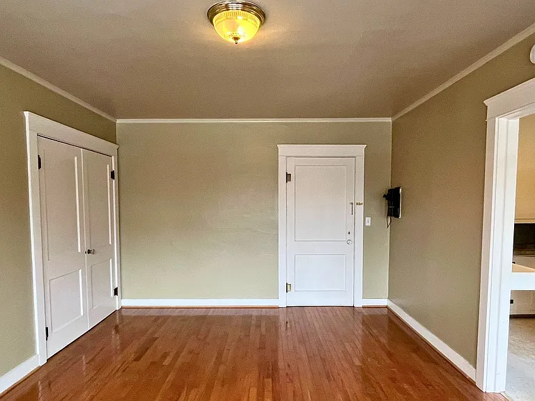 1263 Oak St #203 — Photo 4