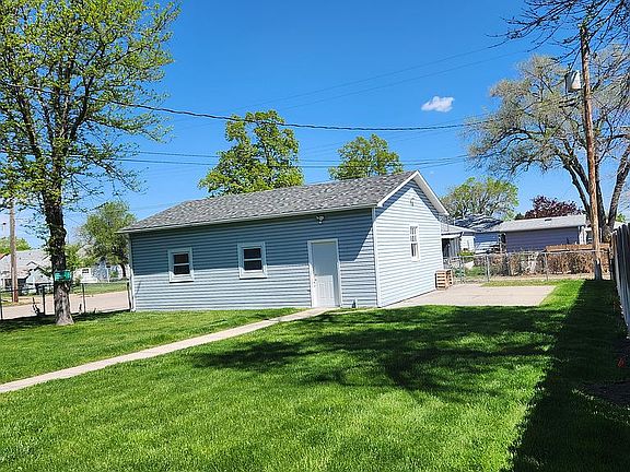 5th image of 2321 W 2nd St