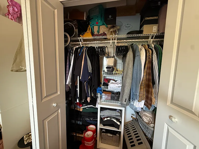 2354 N Elston Ave #3R — Photo 6